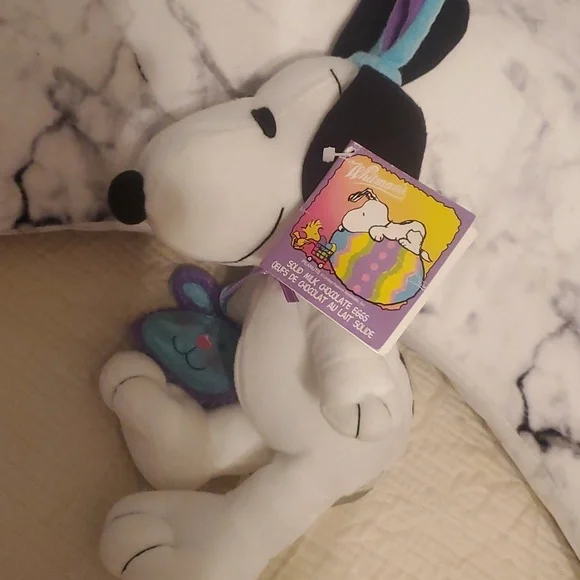 🐶 Peanuts Snoopy Dog  Easter Bunny Ears Plush - Picture 3 of 5